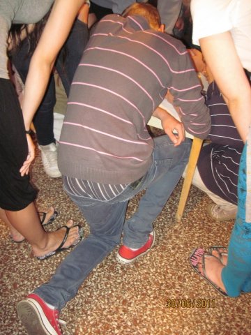 2011 046